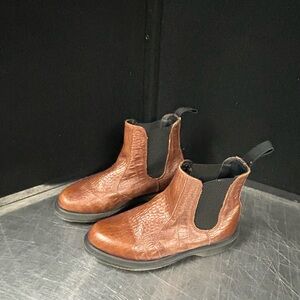 Doc Marten Chelsea Gators Size 7 Women